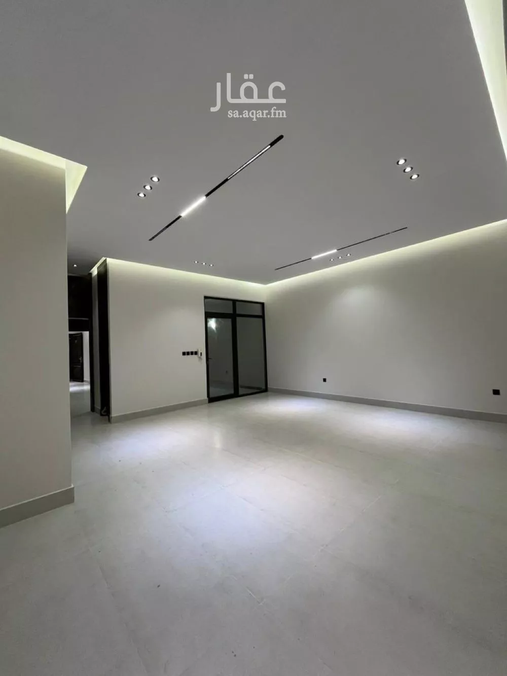 5 bedroom floor in Al Janadriyah 5
