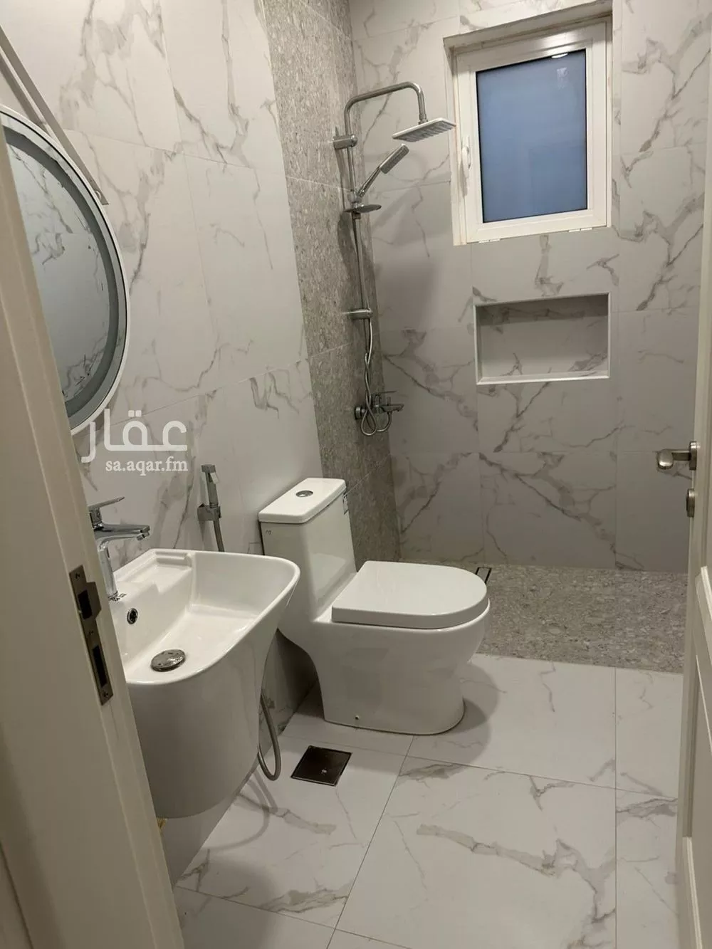 3 bedroom apartment in Al Yaqout, Jeddah 8