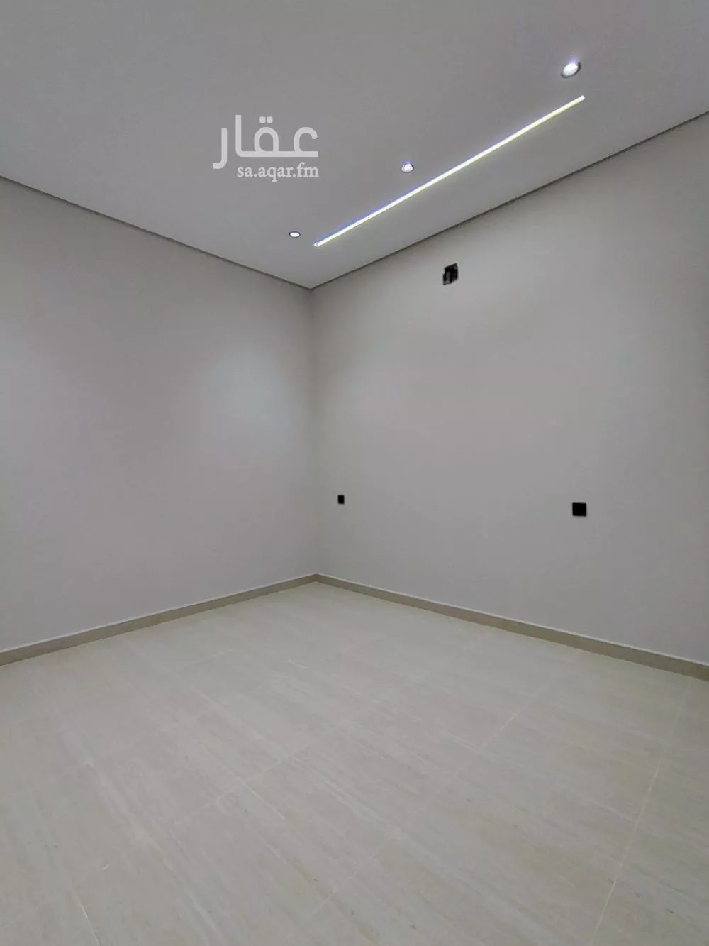 3 bedroom floor in Al Hazm 16