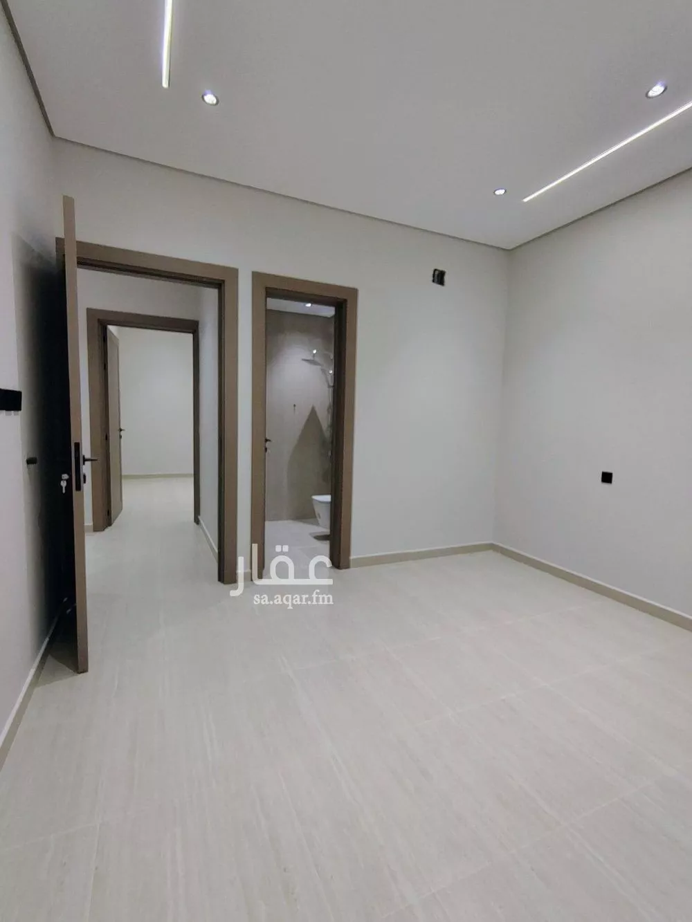 3 bedroom floor in Al Hazm 19