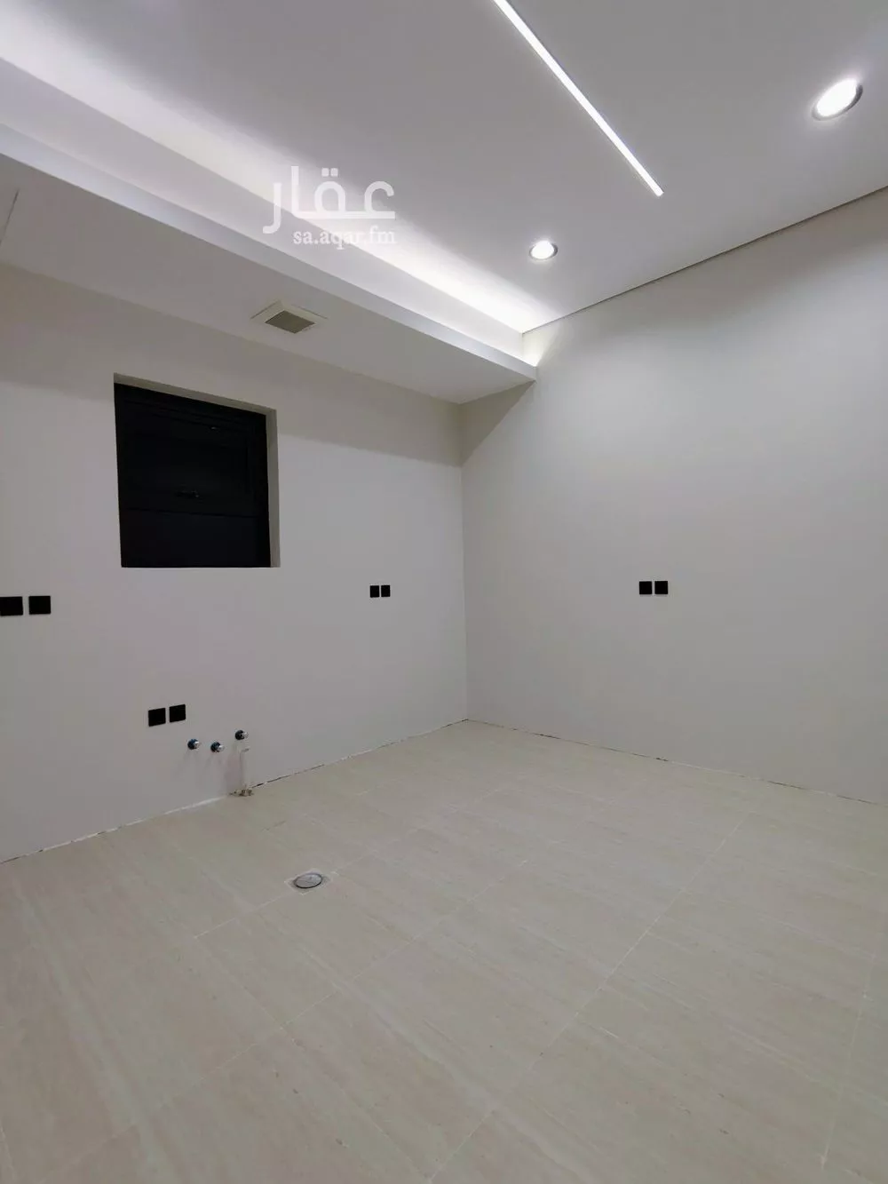 3 bedroom floor in Al Hazm 4