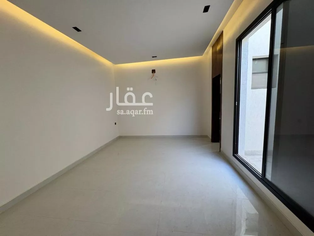 4 bedroom floor in Dirab 11