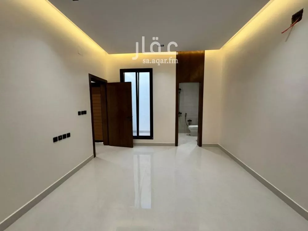 4 bedroom floor in Dirab 4