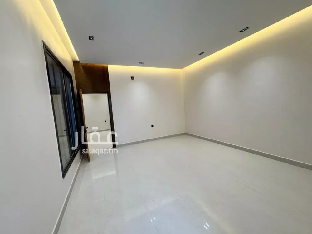 4 bedroom floor in Dirab 10