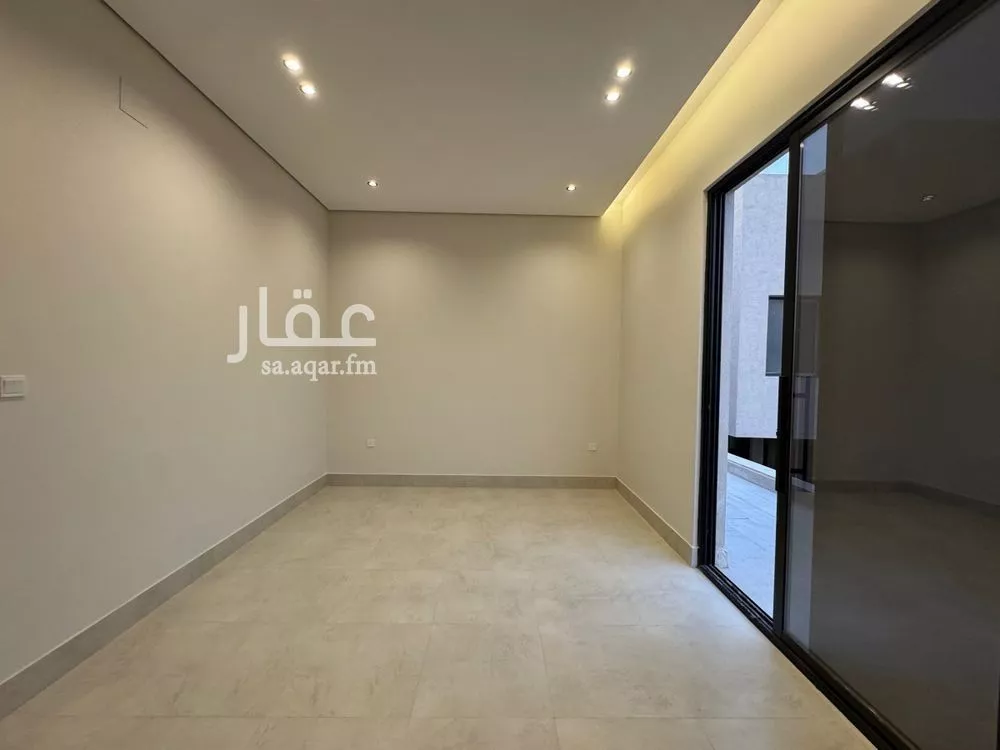 دور 3 غرف في العارض 12