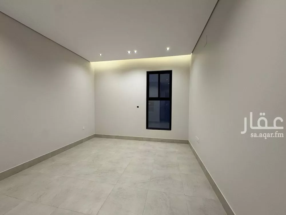 دور 3 غرف في العارض 10