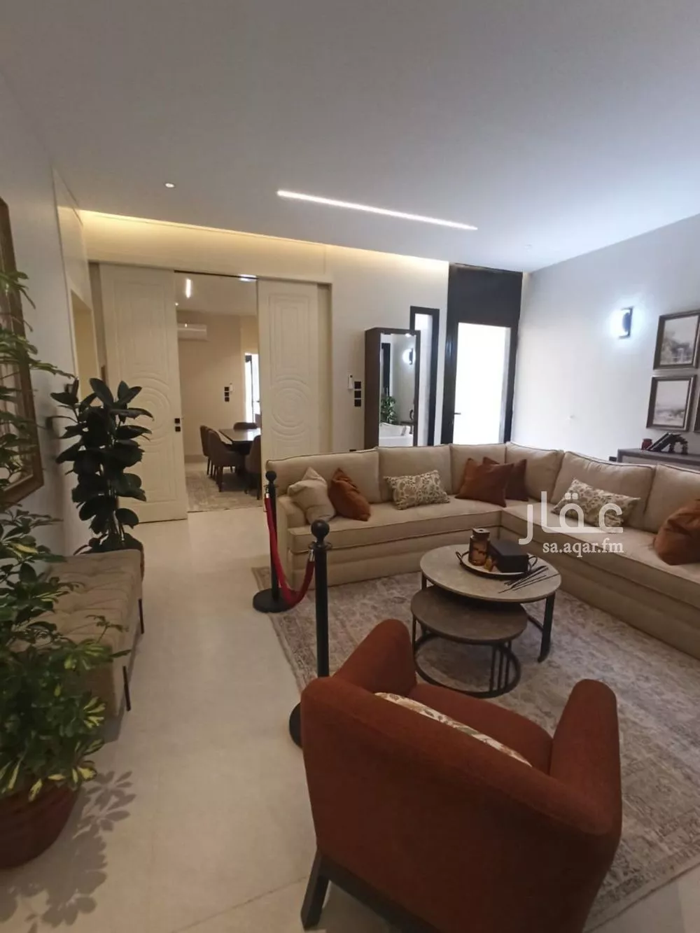 4 bedroom floor in Dirab 17