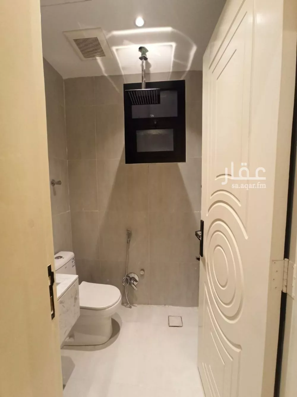 4 bedroom floor in Dirab 22