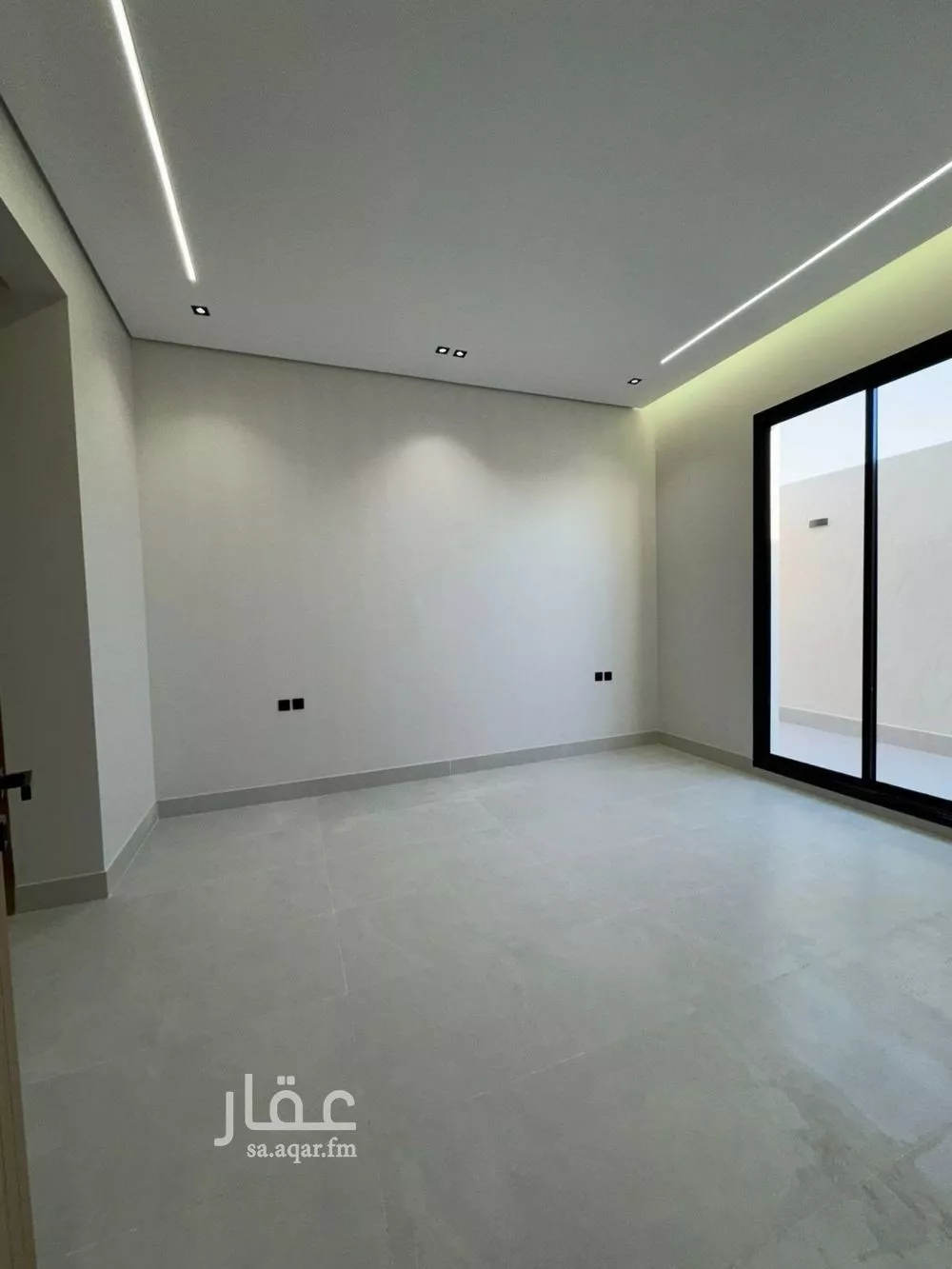 5 bedroom floor in Dahiat Namar 11