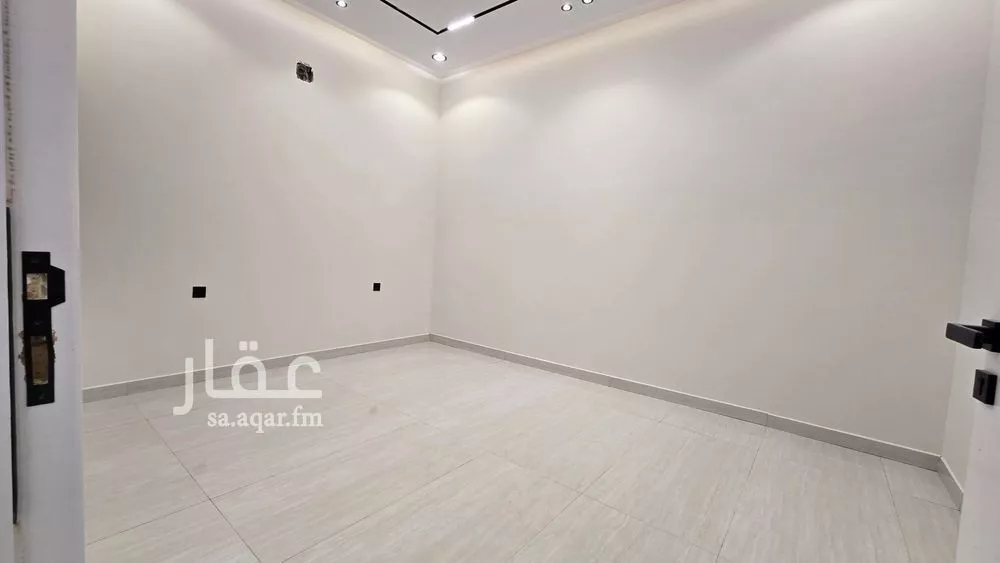 دور 3 غرف في الجنادرية 6