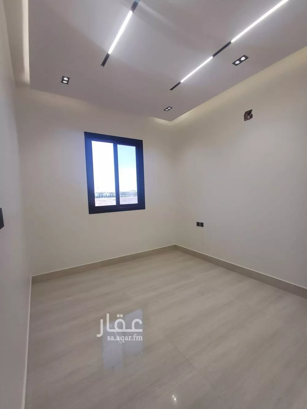 دور 6 غرف في الرمال 8