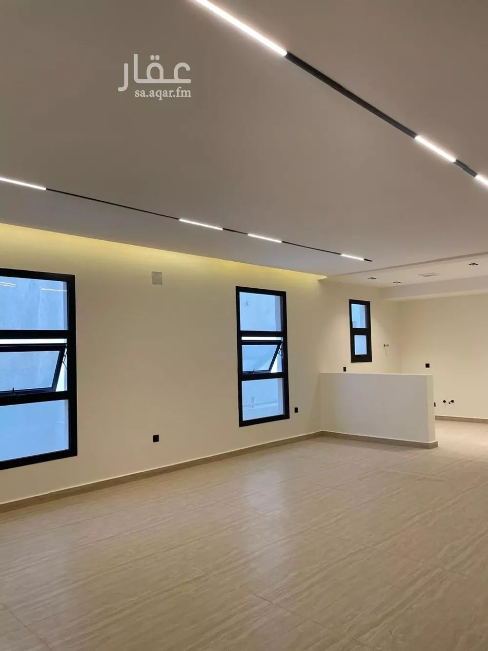 3 bedroom floor in As Suwaidi Al Gharabi 4