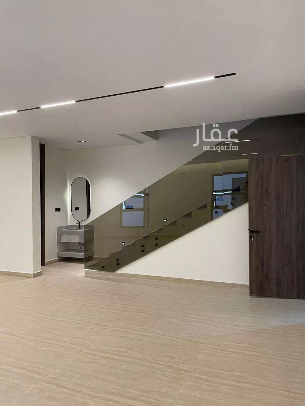 3 bedroom floor in As Suwaidi Al Gharabi 10