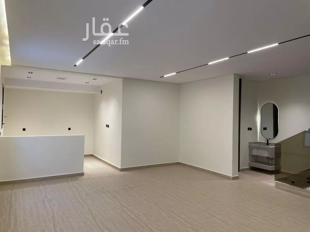 3 bedroom floor in As Suwaidi Al Gharabi 5