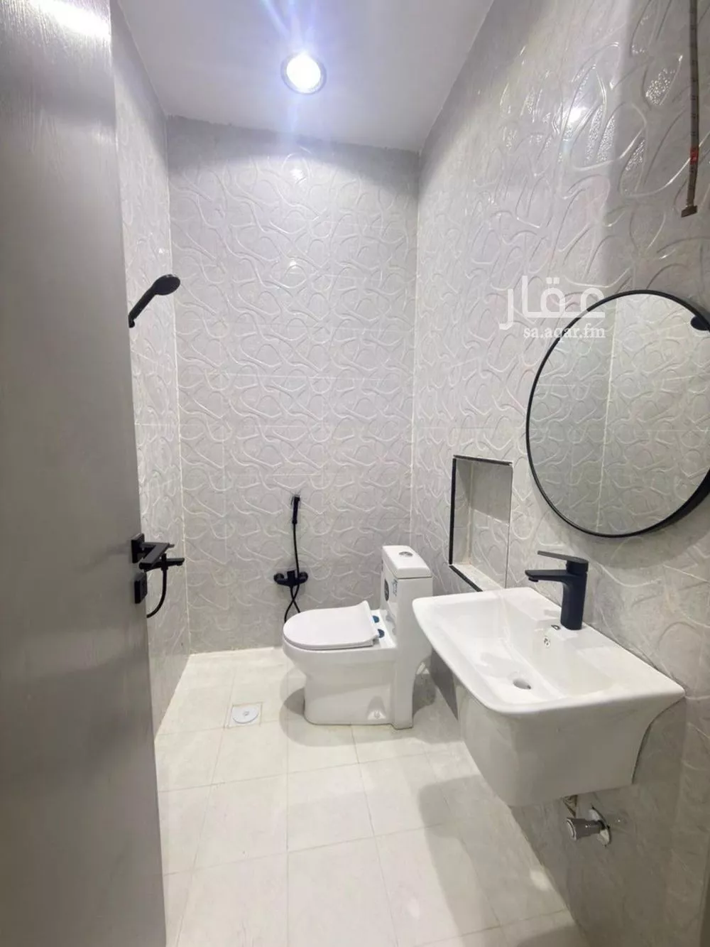6 bedroom floor in Dhahrat Namar 12