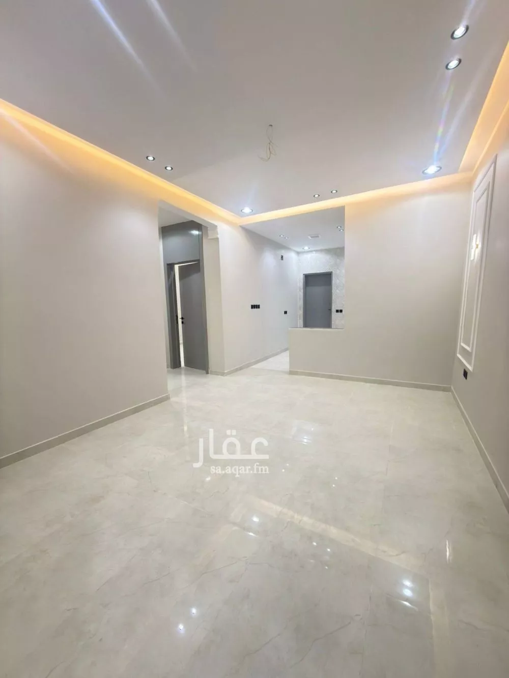 6 bedroom floor in Dhahrat Namar 17