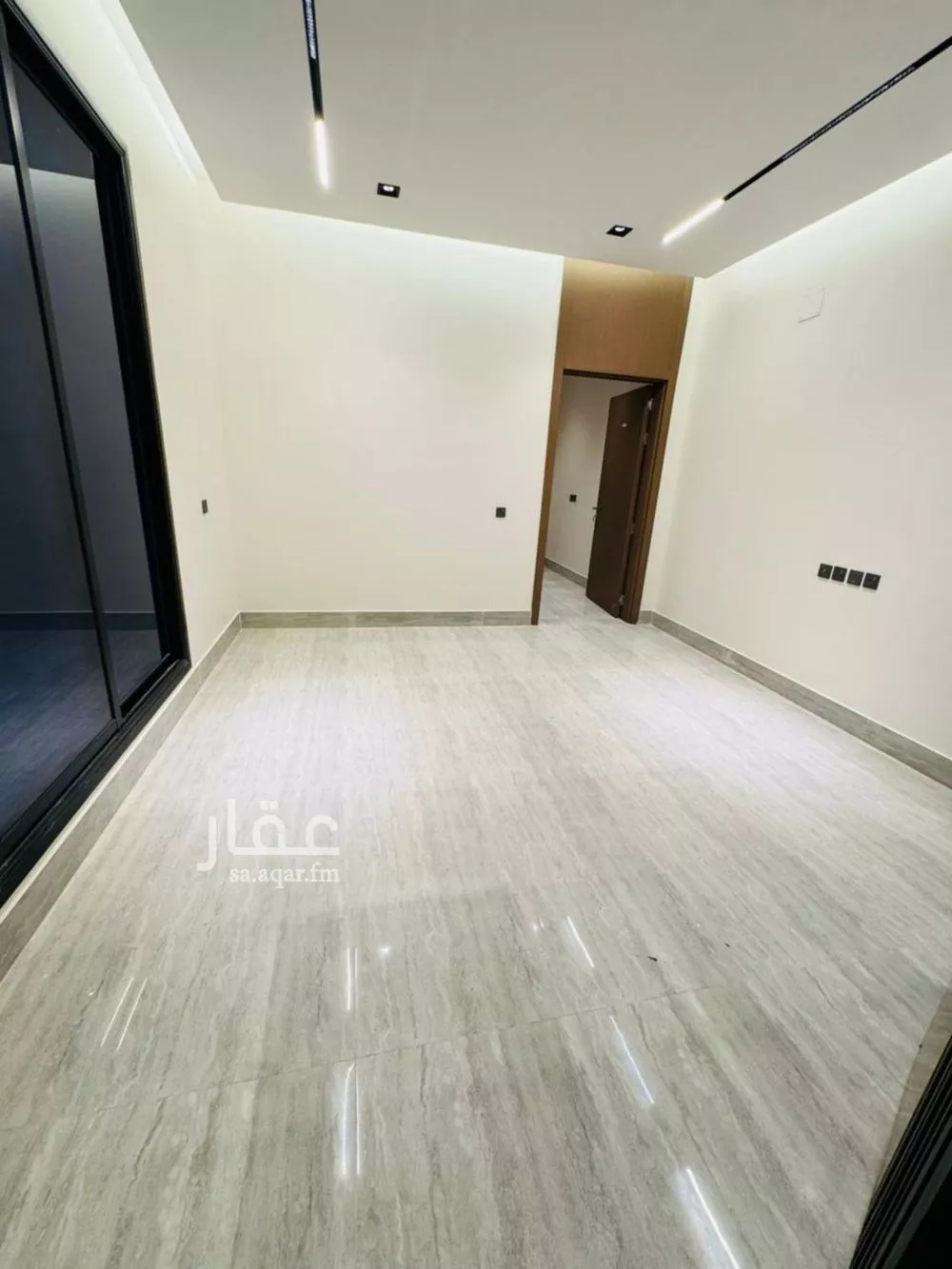 4 bedroom floor in Al Rimal 11
