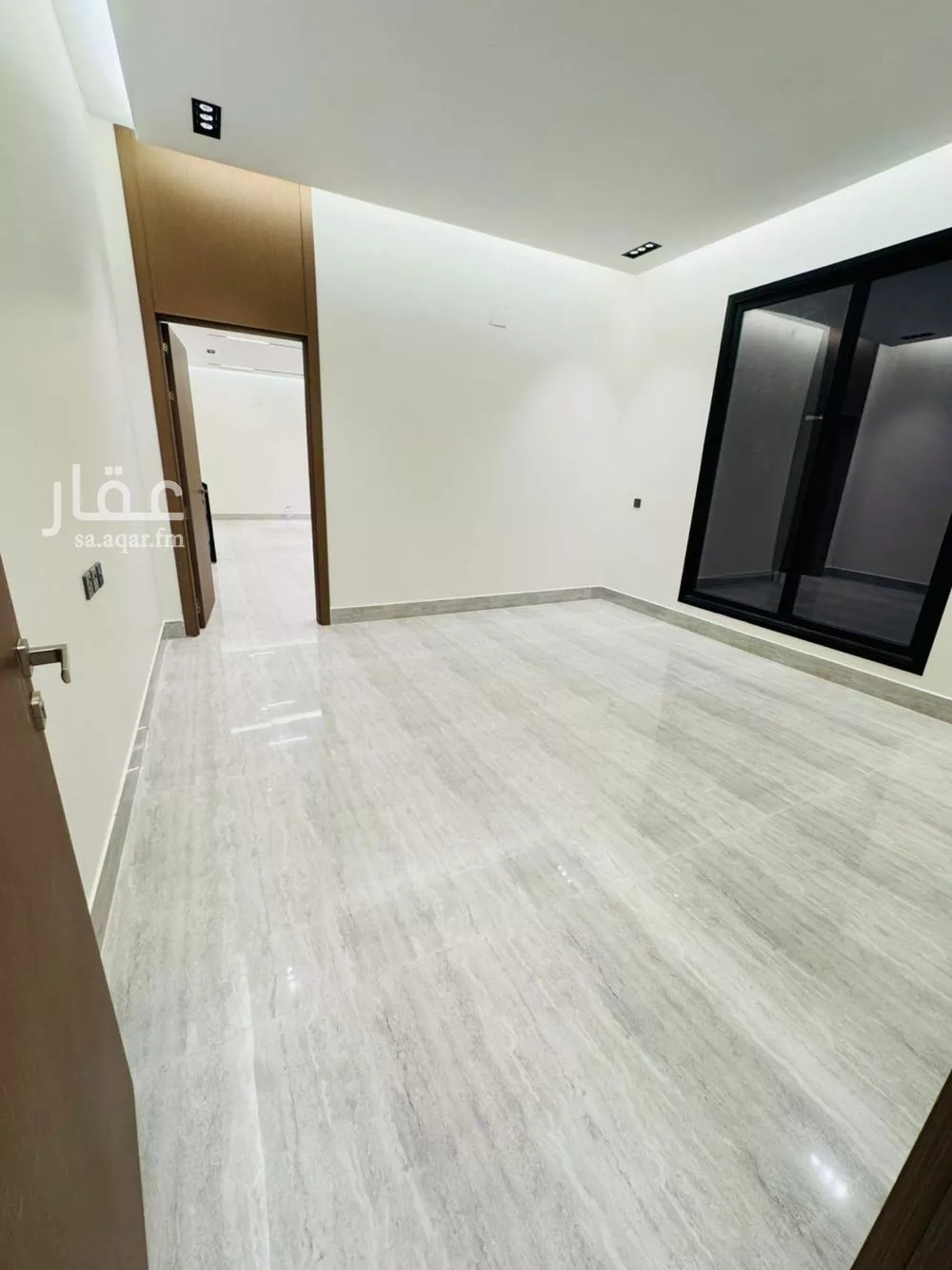 4 bedroom floor in Al Rimal 12