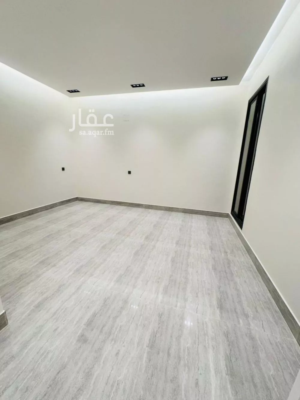 4 bedroom floor in Al Rimal 15