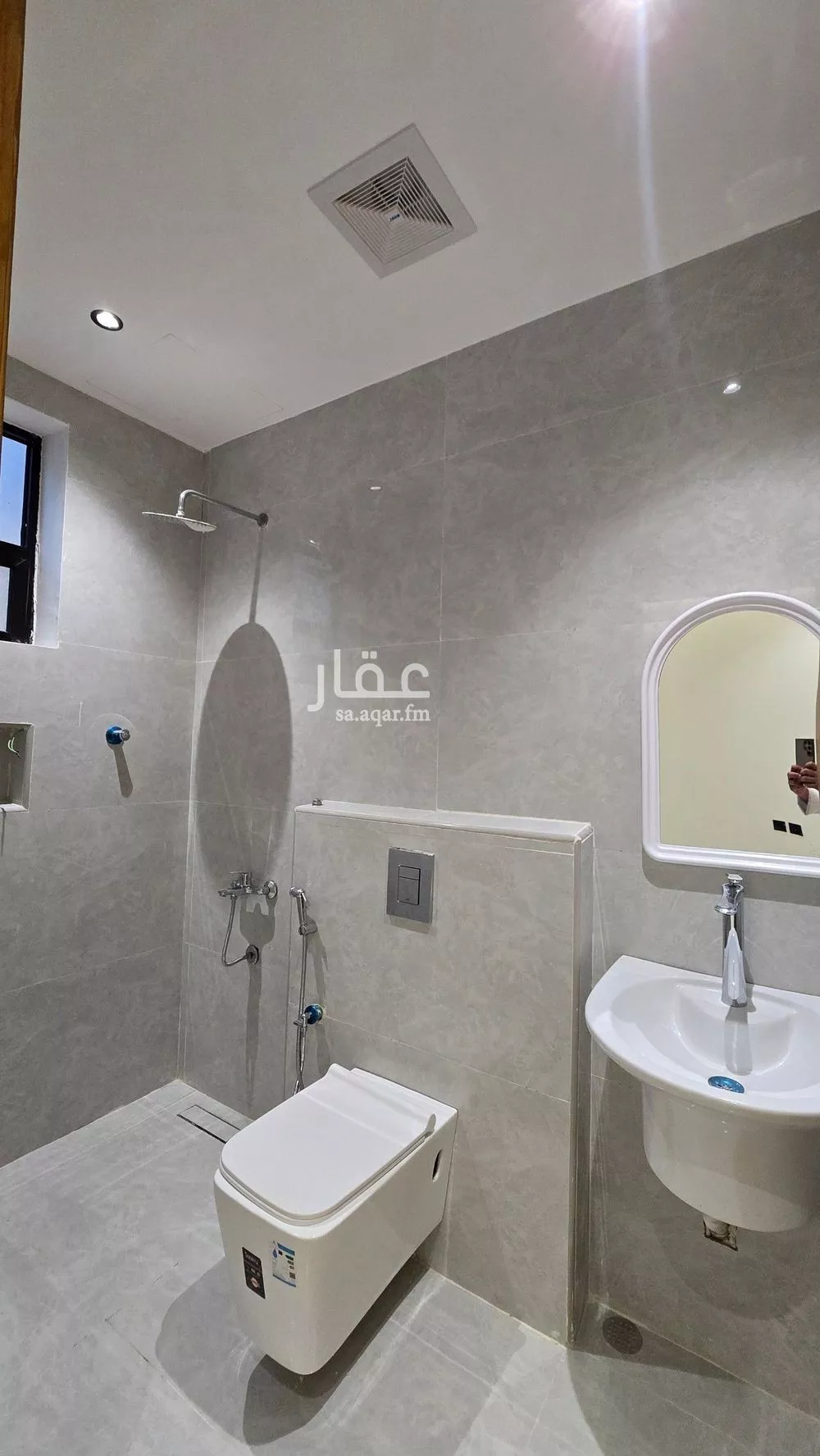 3 bedroom floor in Dirab 7