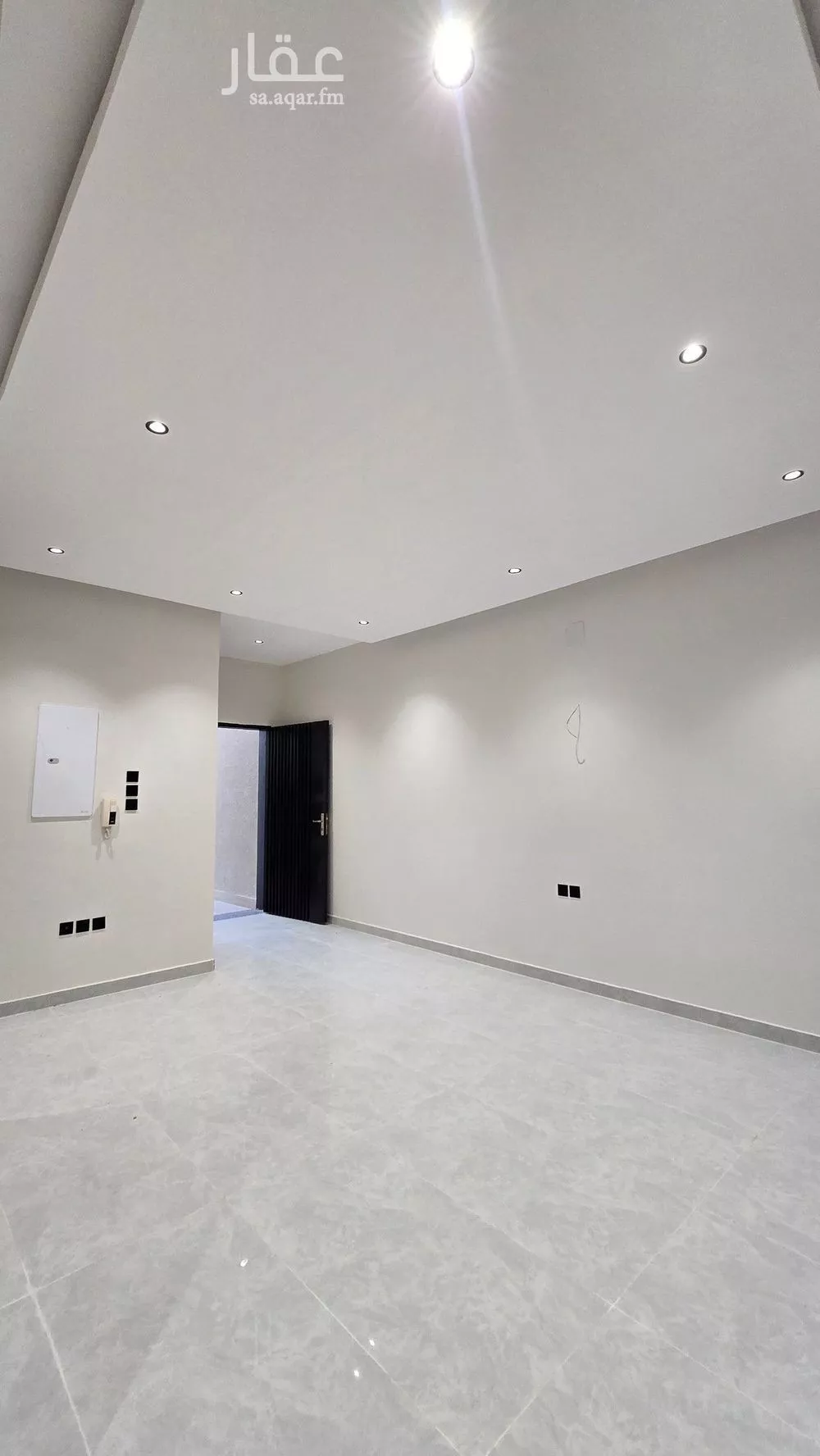 3 bedroom floor in Dirab 8
