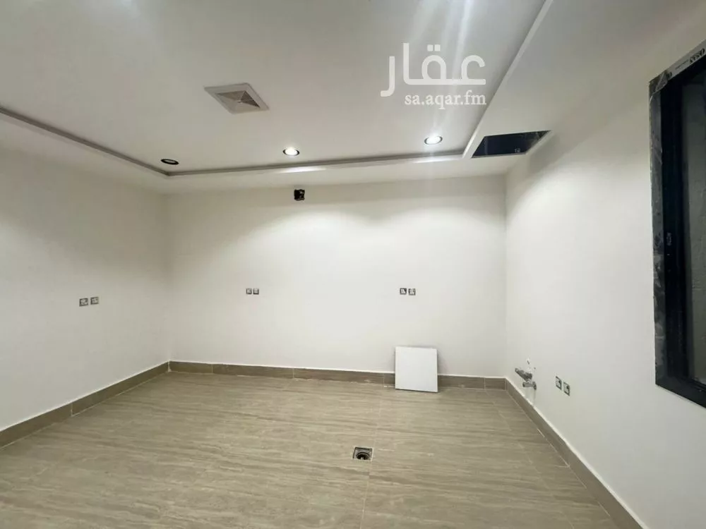 3 bedroom floor in Tuwaiq 11