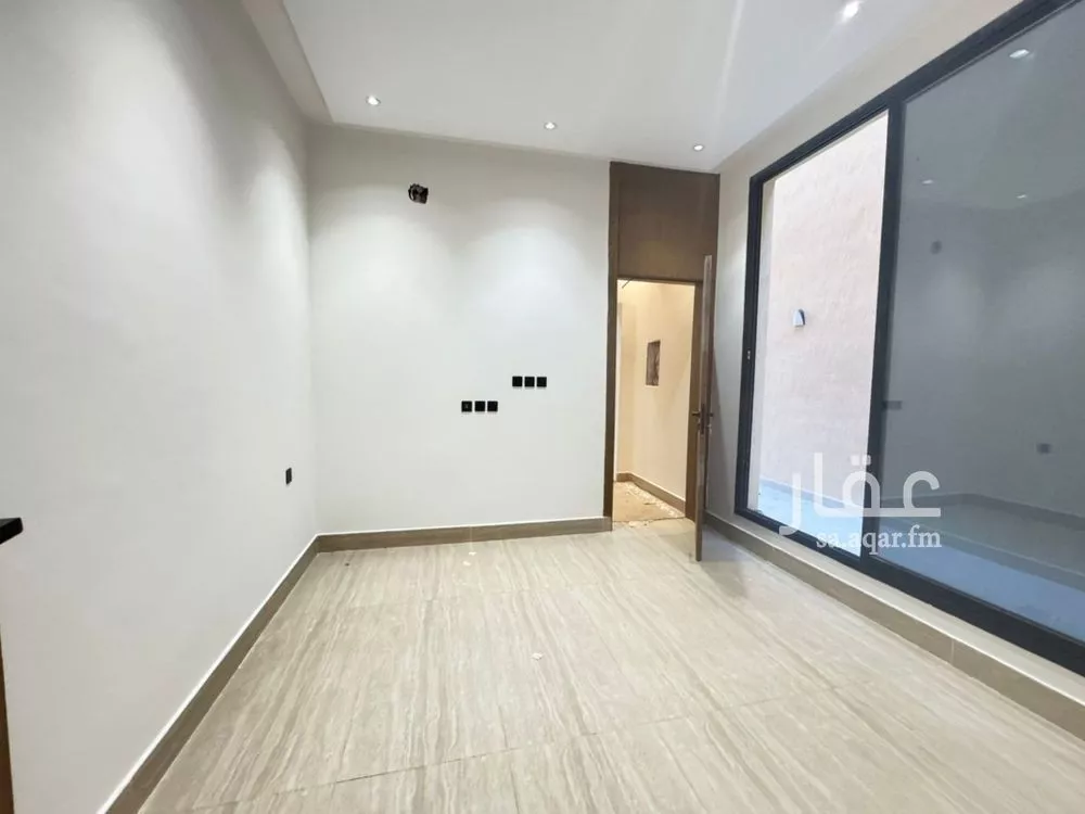 3 bedroom floor in Tuwaiq 15