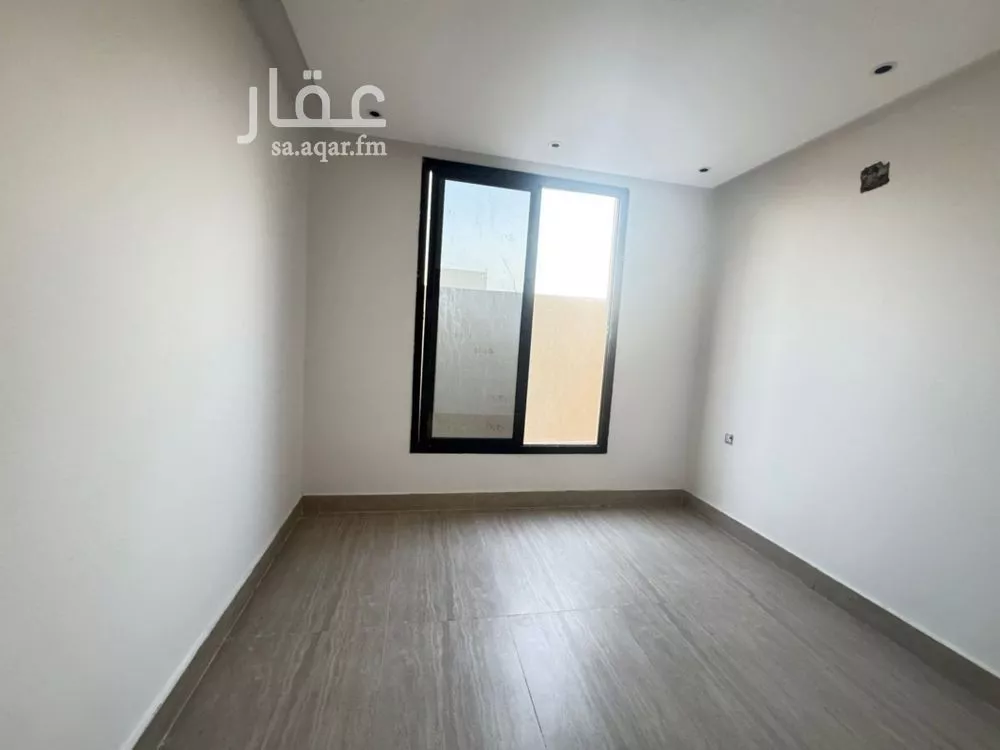 3 bedroom floor in Tuwaiq 5