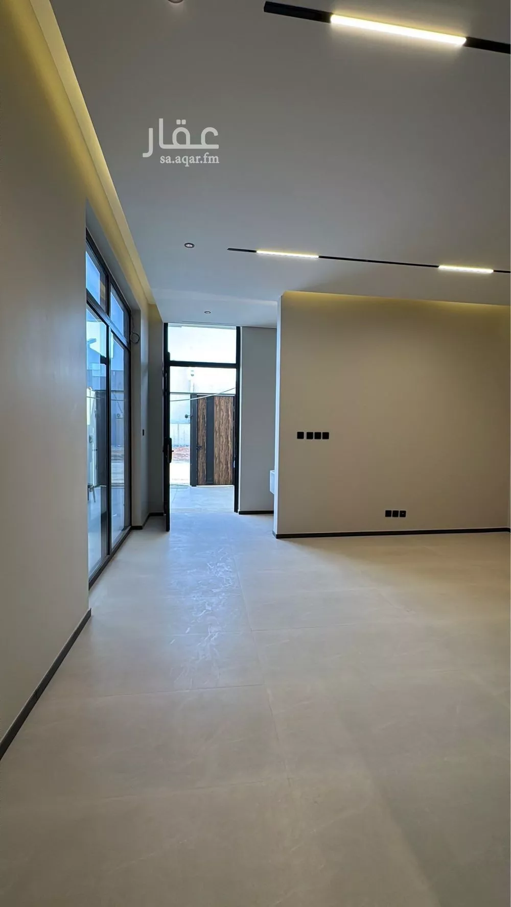 3 bedroom floor in Al Aridh 7