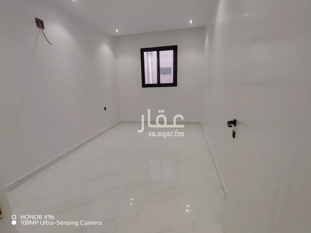 6 bedroom floor in As Suwaidi 17