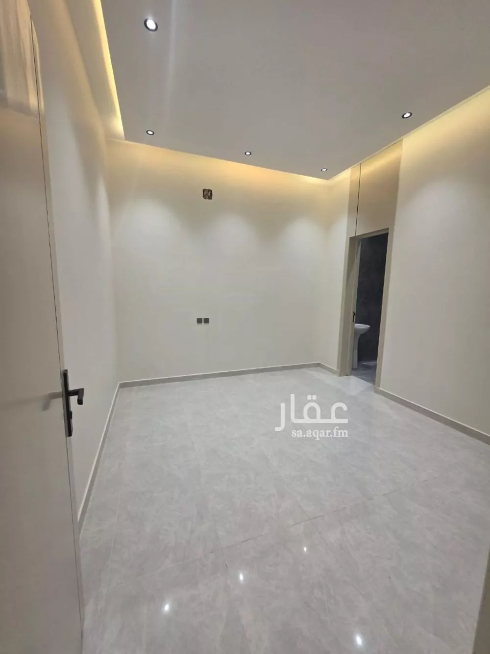 دور 5 غرف في احد 8
