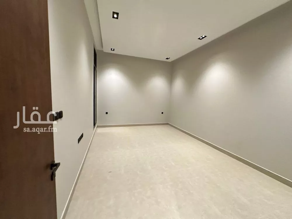 3 bedroom floor in Qurtubah 2