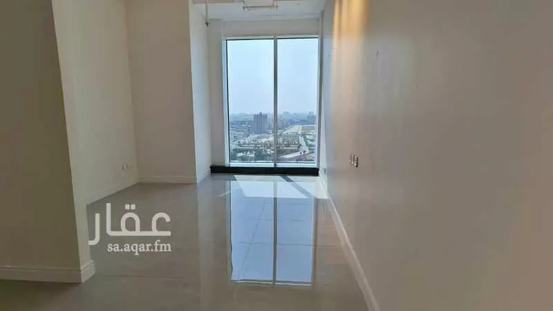 5 bedroom office in Al Corniche, Eastern Province 9