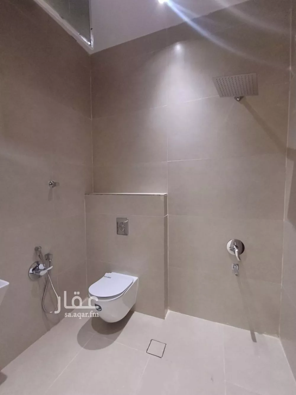 6 bedroom floor in Al Rimal 11