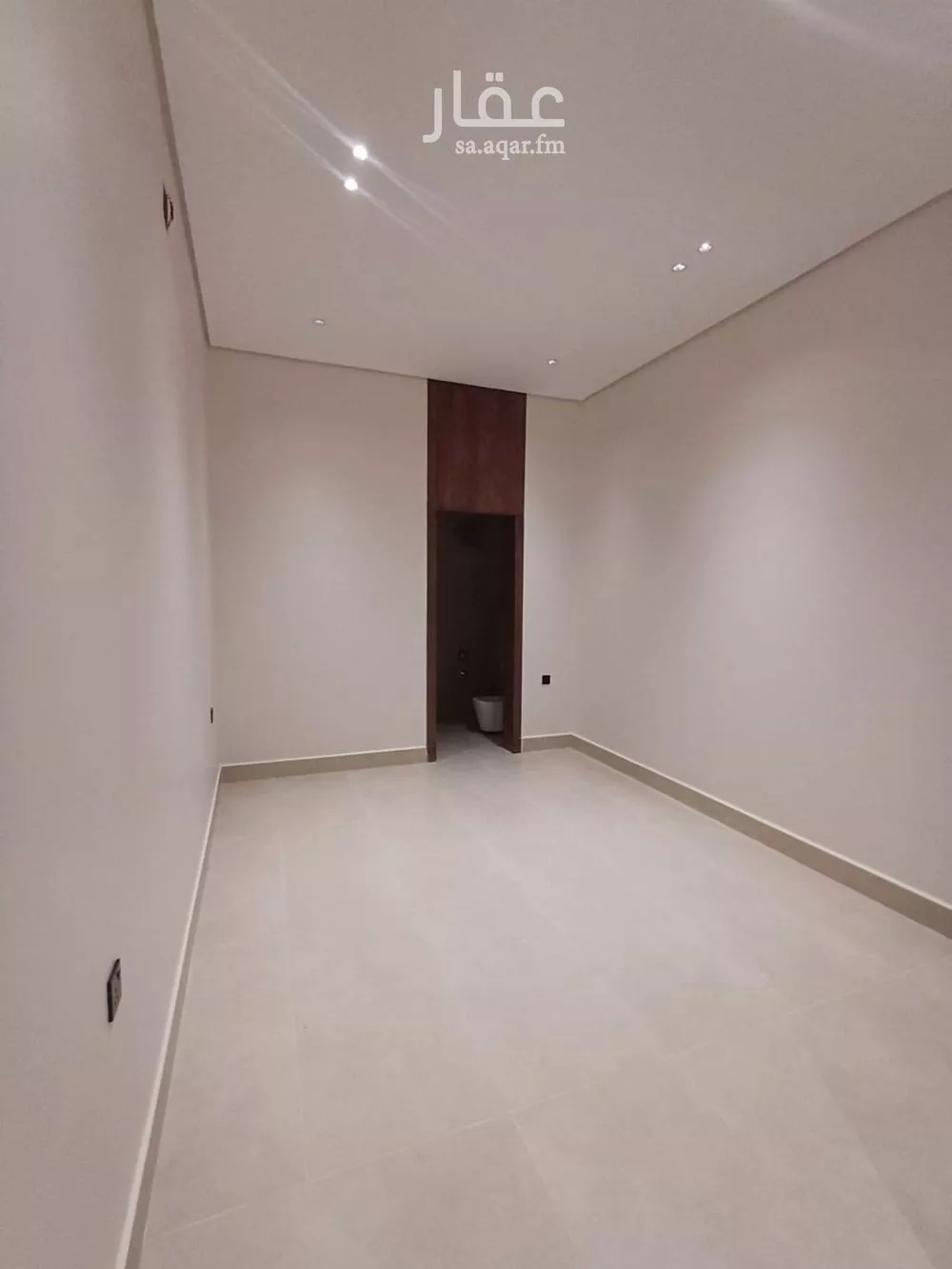 6 bedroom floor in Al Rimal 17
