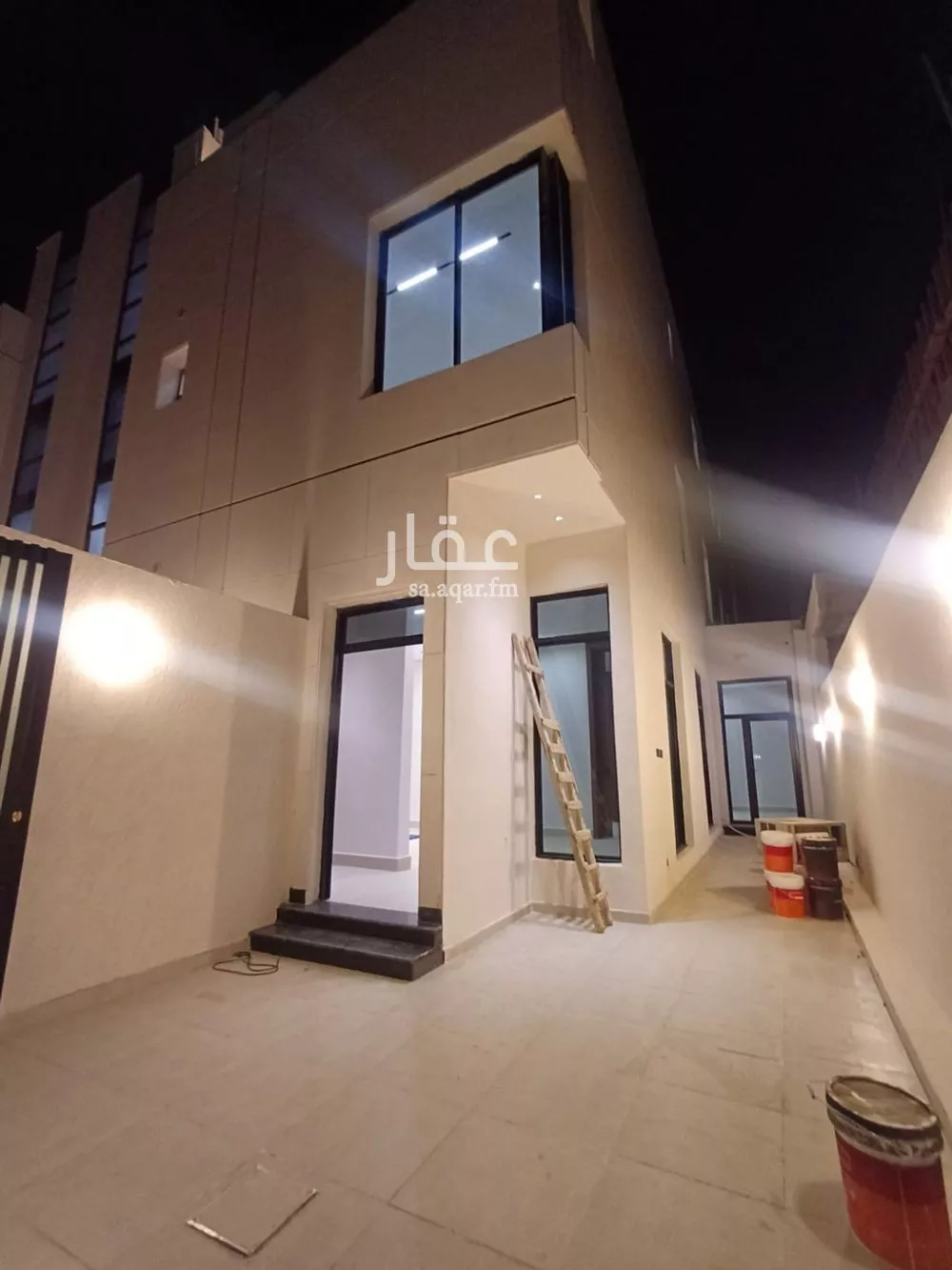 6 bedroom floor in Al Rimal 8