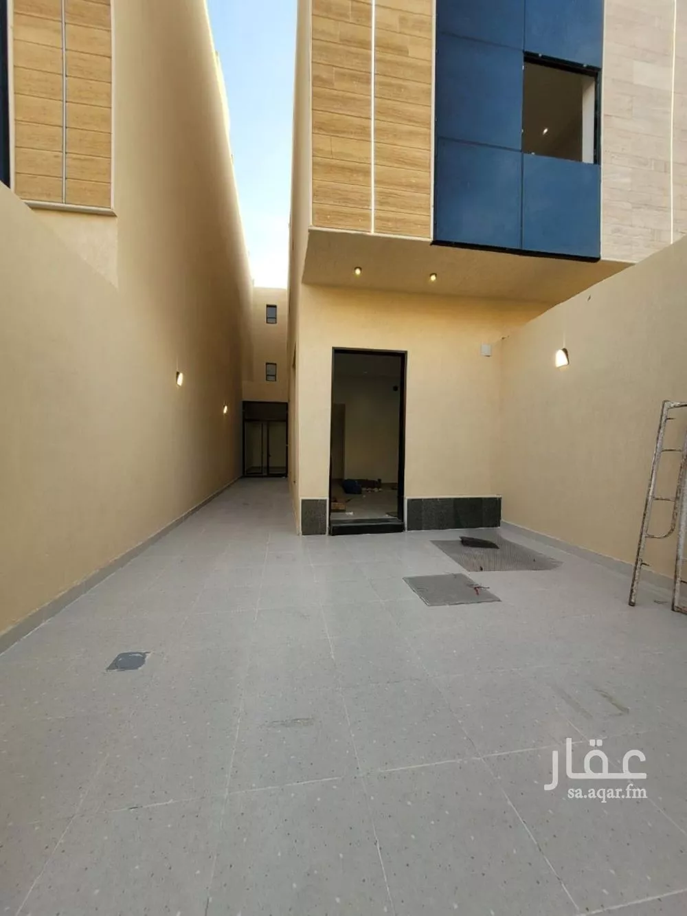 3 bedroom floor in Tuwaiq 4