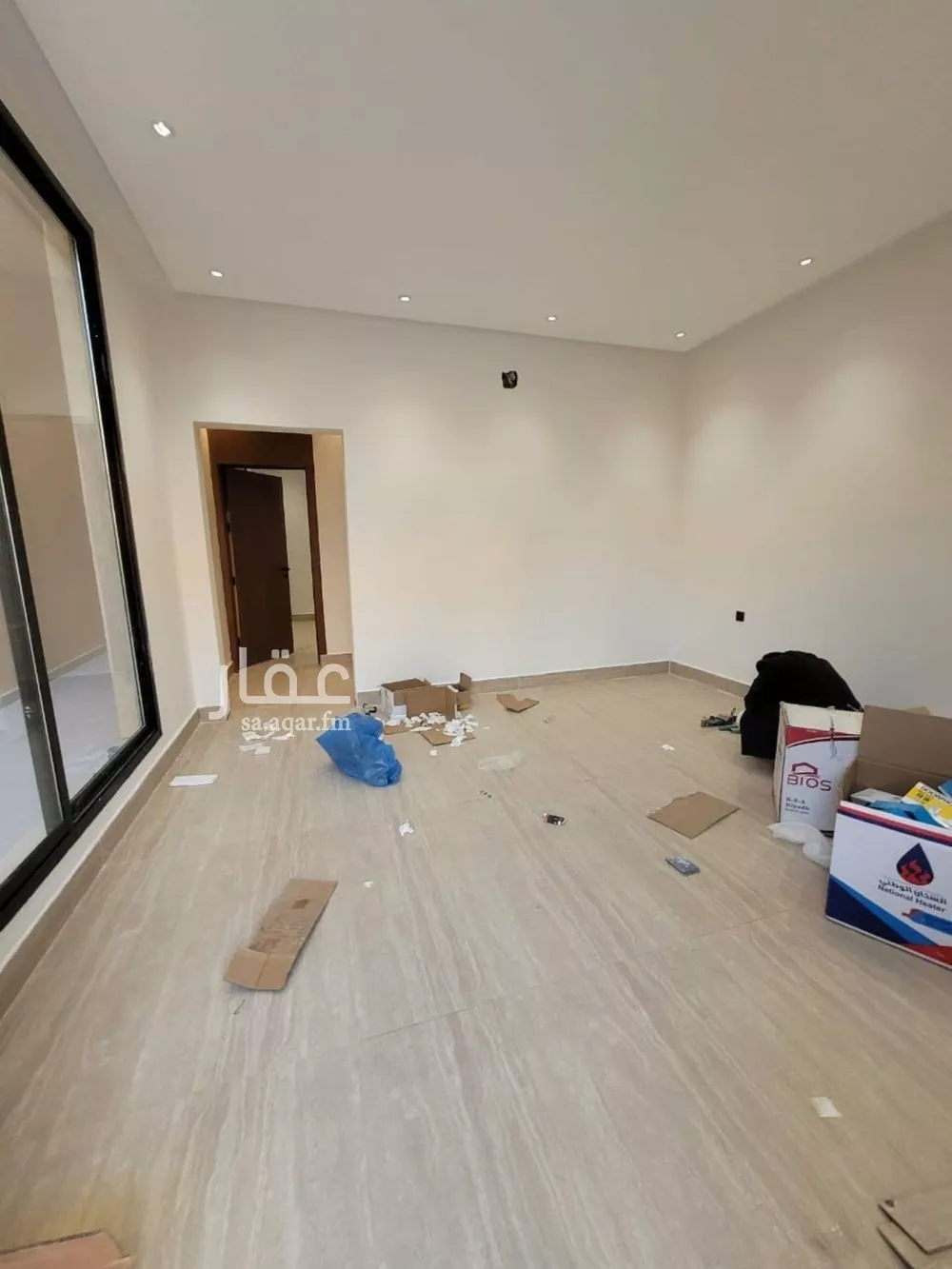 3 bedroom floor in Tuwaiq 8