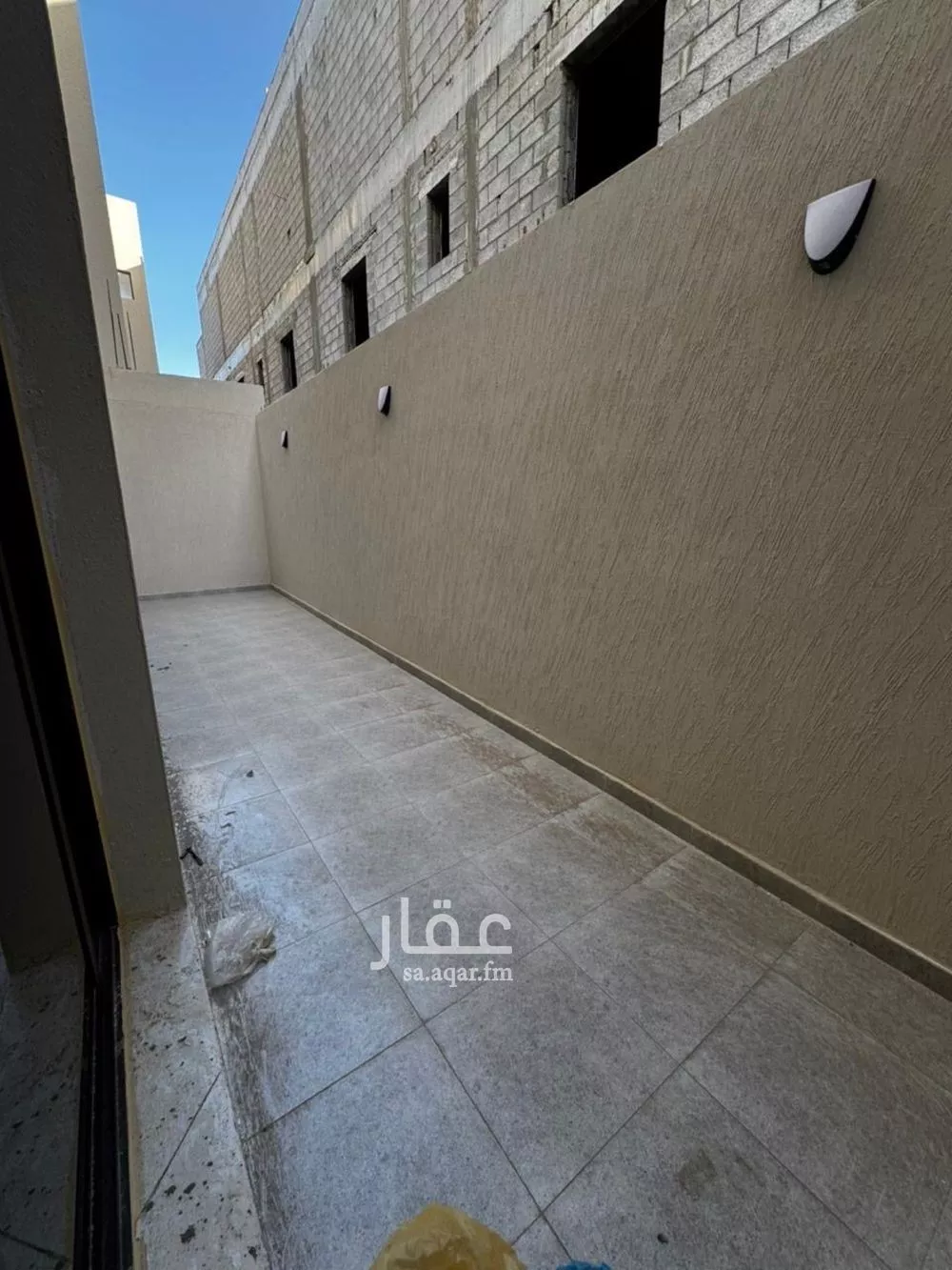 6 bedroom floor in Ash Sharq 9