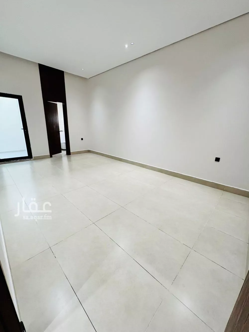 4 bedroom floor in Al Rimal 15