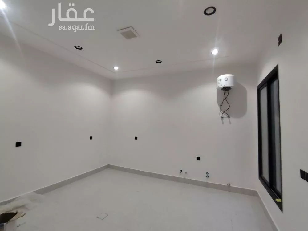 4 bedroom floor in Okaz 6