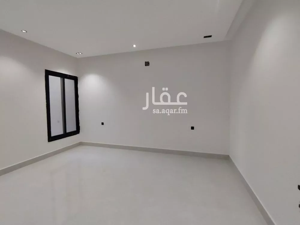 4 bedroom floor in Okaz 9