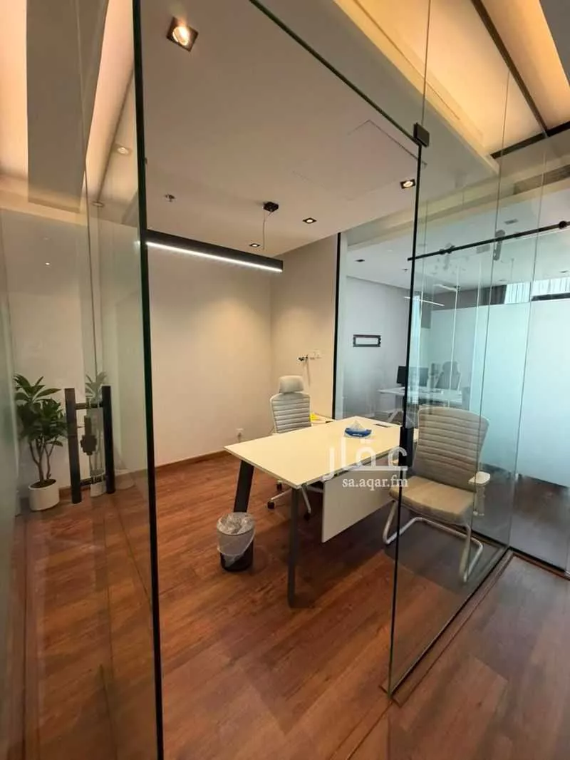 6 bedroom office in At Taawon, Riyadh 6
