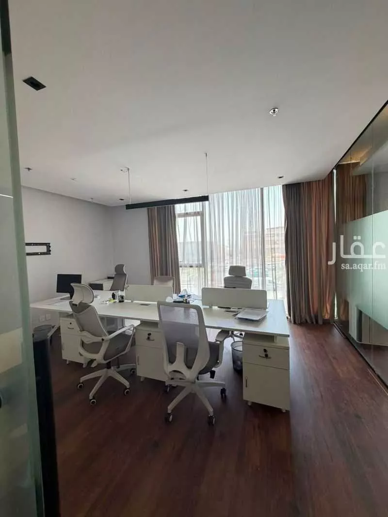 6 bedroom office in At Taawon, Riyadh 4