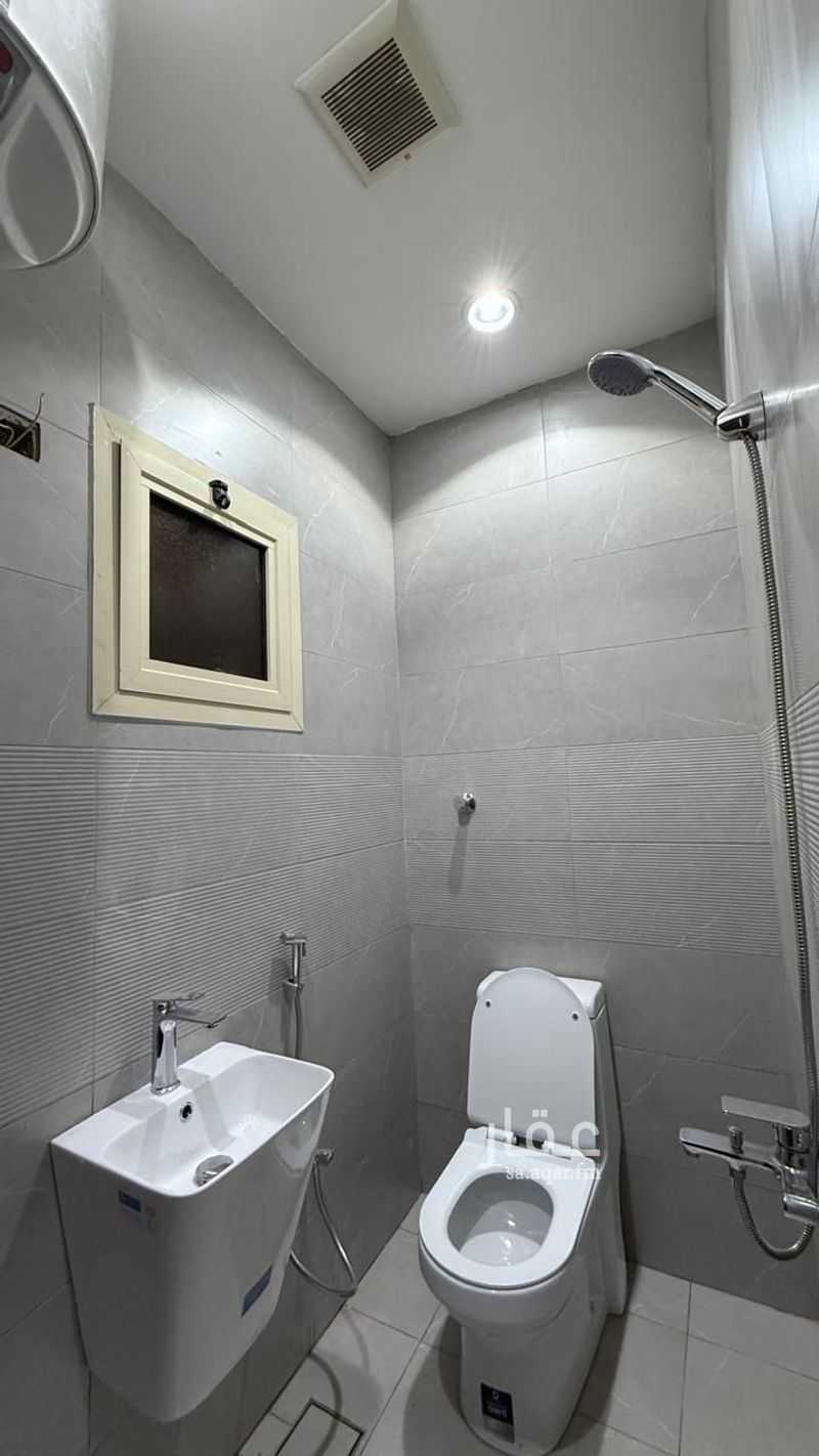 3 bedroom apartment in Al Uraija Al Gharbiyah, Riyadh 16
