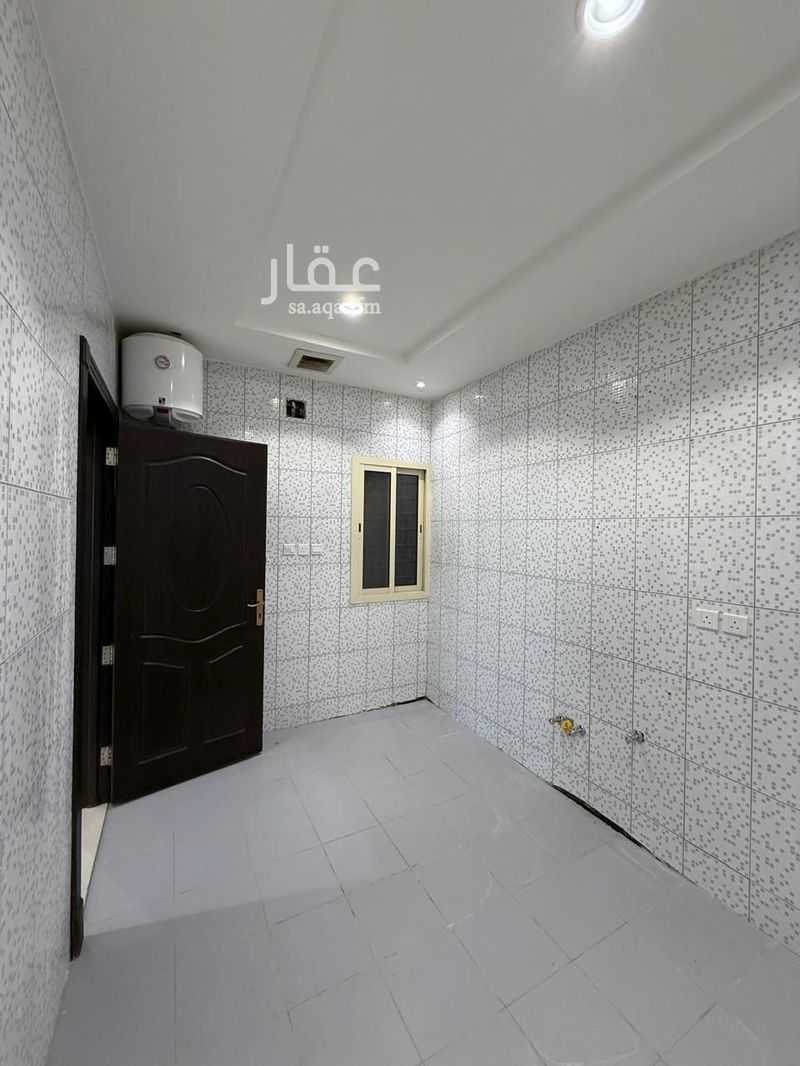 3 bedroom apartment in Al Uraija Al Gharbiyah, Riyadh 11