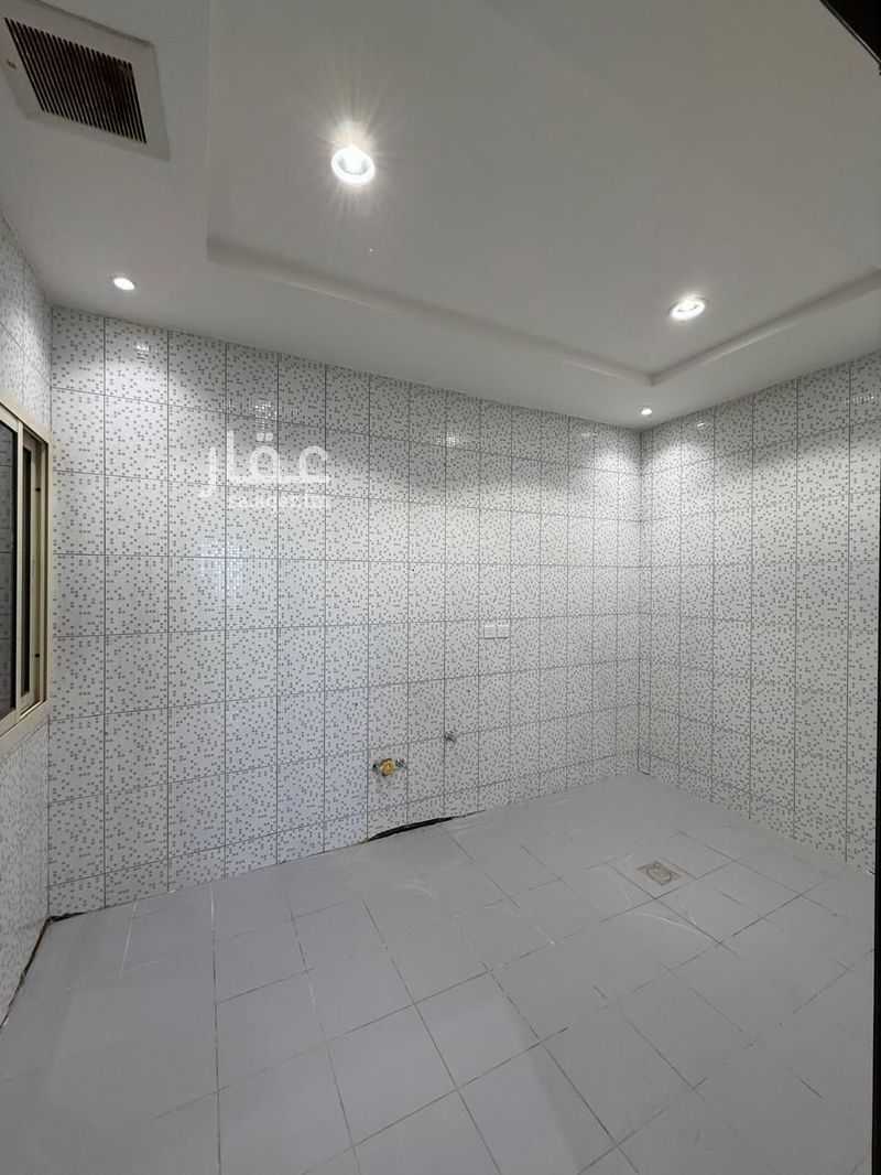 3 bedroom apartment in Al Uraija Al Gharbiyah, Riyadh 10