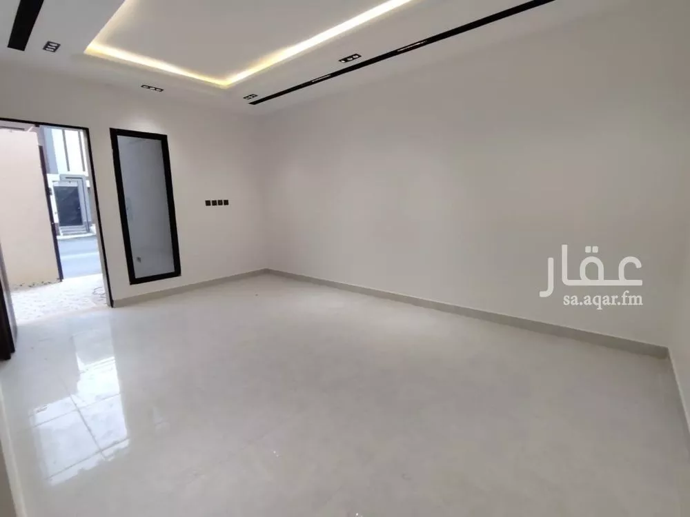 4 bedroom floor in Badr 13