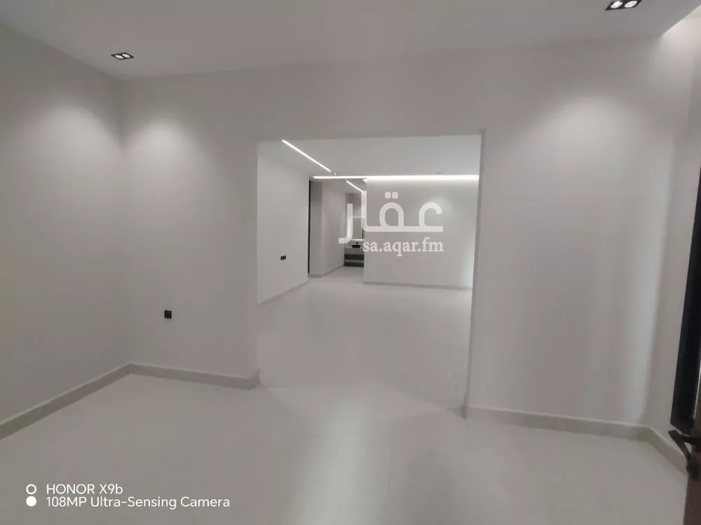 4 bedroom floor in Tuwaiq 5