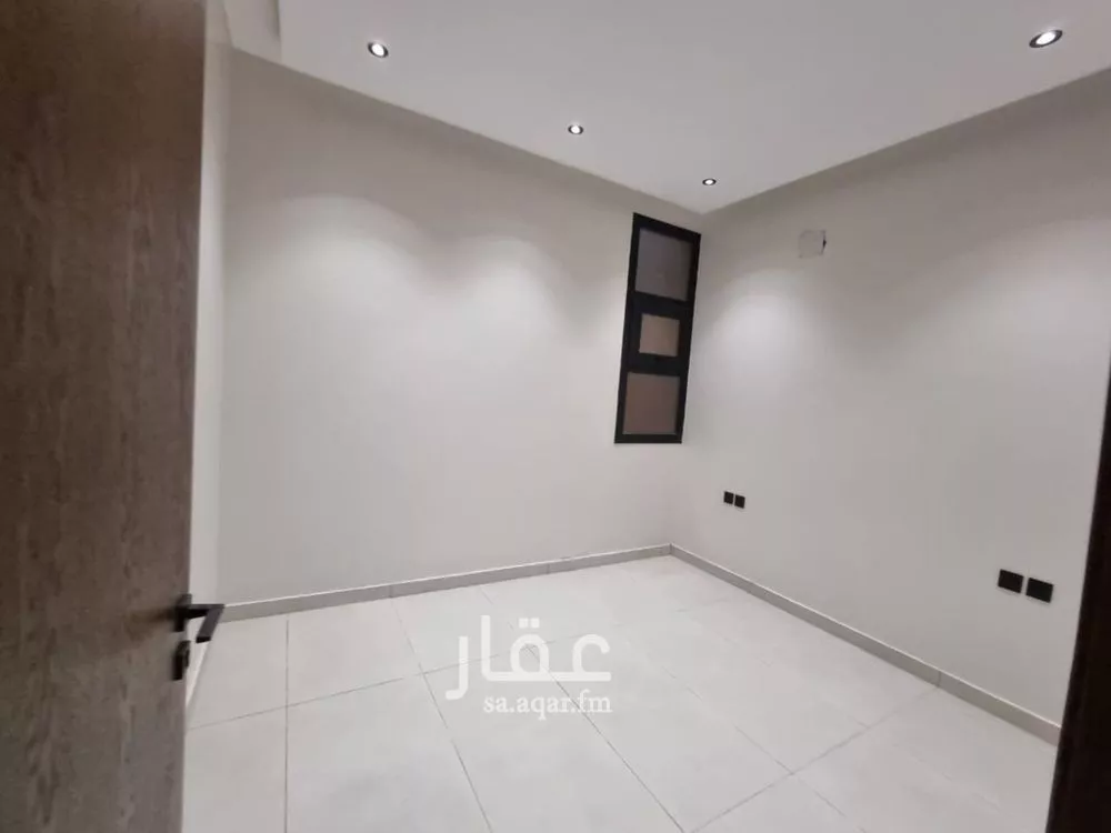 4 bedroom floor in Dhahrat Namar 4